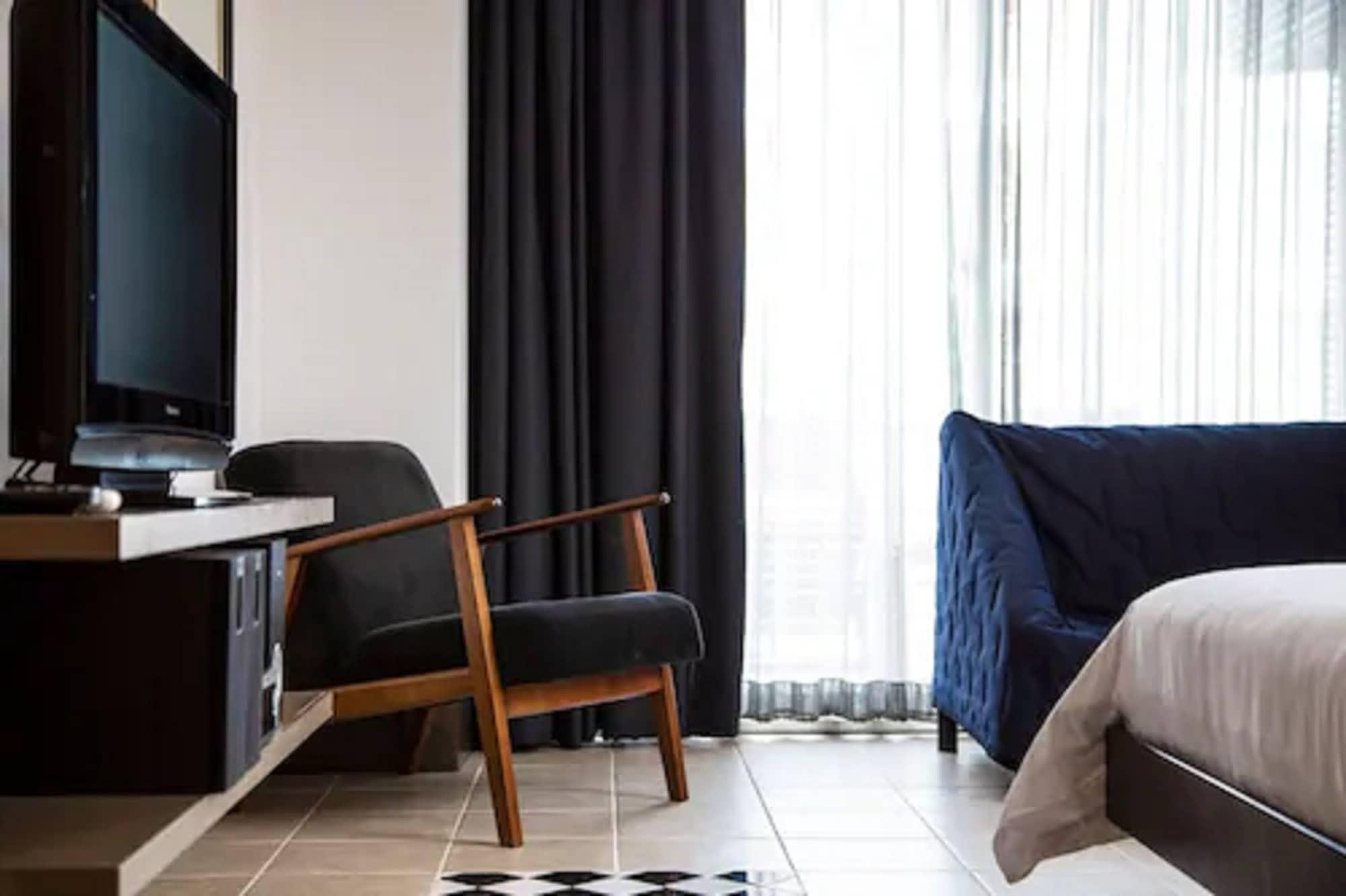 Baboona Beachfront Living Отель