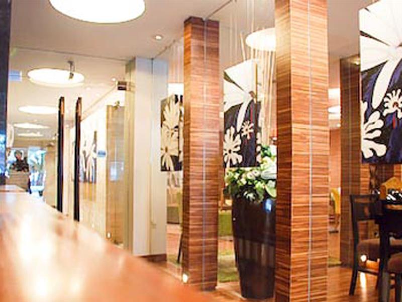 Отель Baboona Beachfront Living 3*